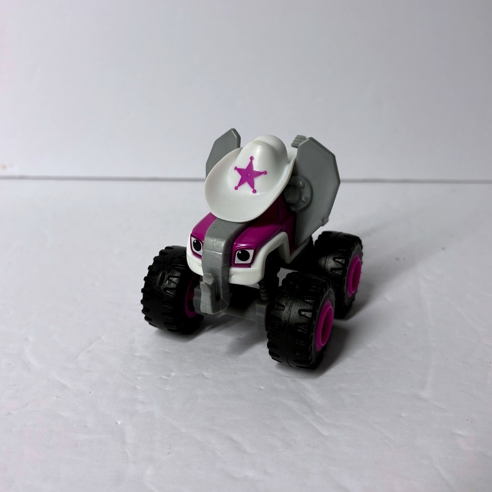 Blaze and the Monster Machines Starla Cowgirl Hat Elephant Monster Truck Diecast